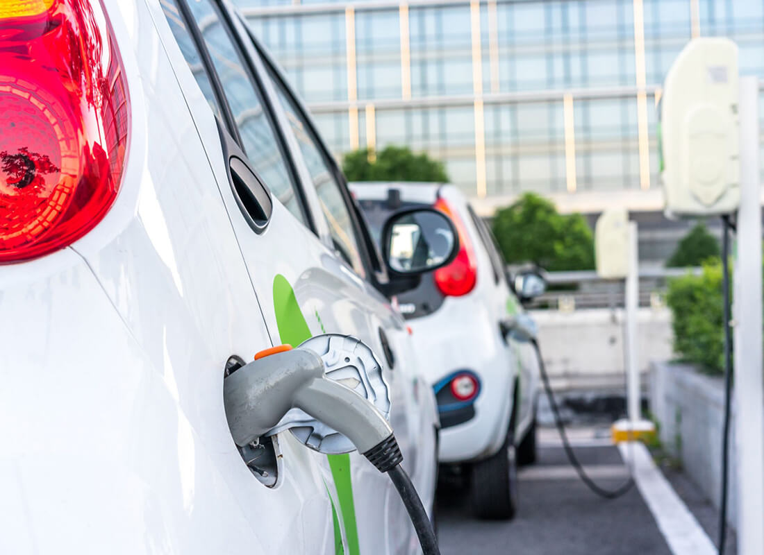 Instalación de puntos de recarga en gimnasios. Genius Energy